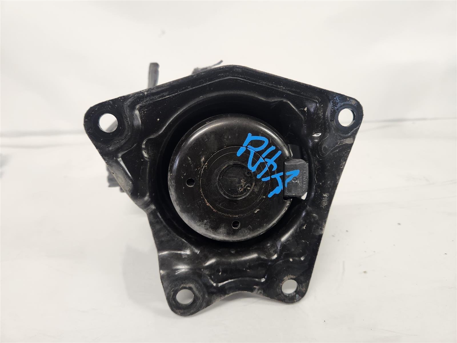 Sold 2021 Honda Pilot Rear Engine Mount Awd Replacement Sold 2021 Honda Pilot Rear Engine Mount Awd Replacement thumbnail