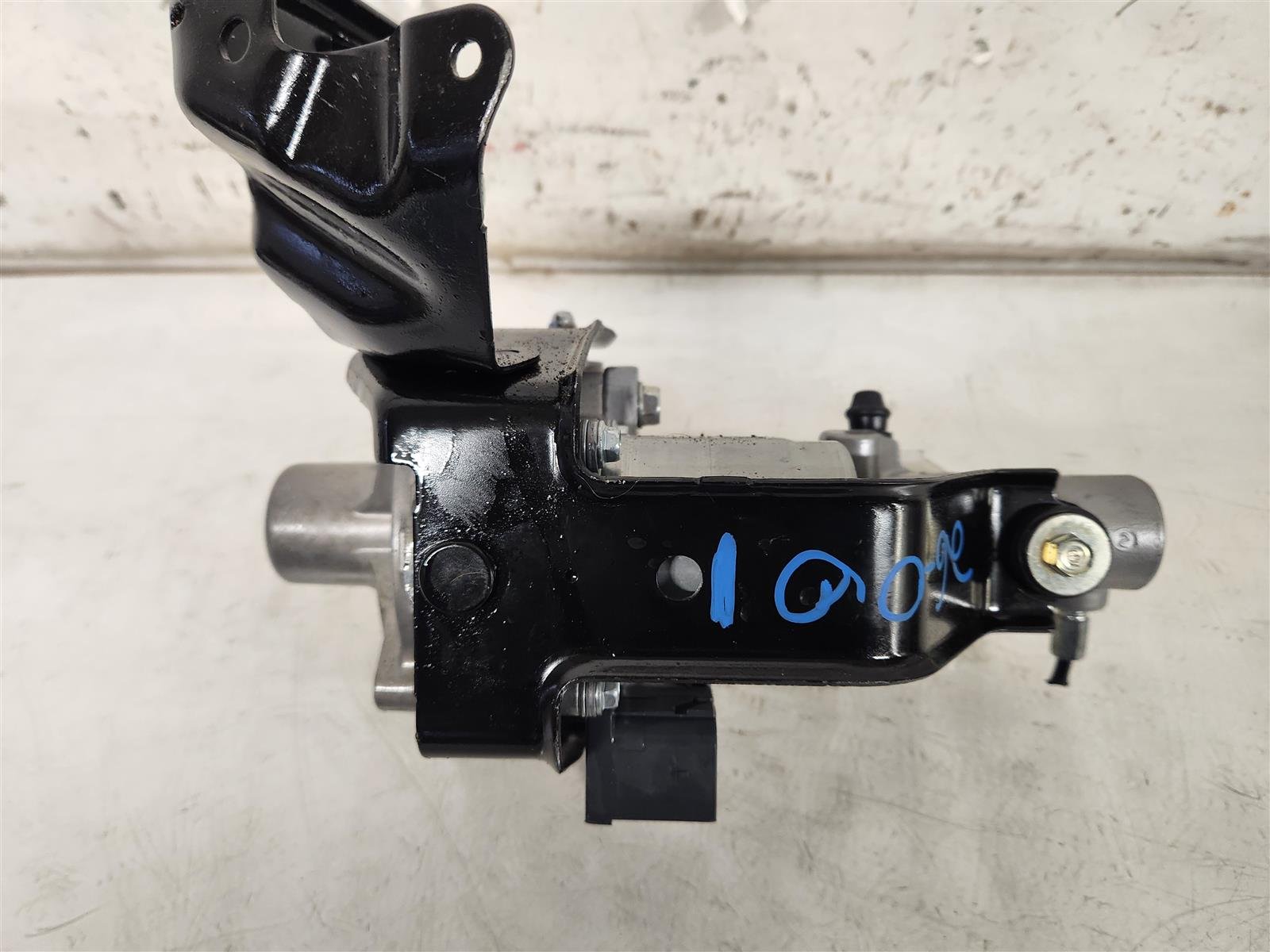 2025 Honda CR V Brake Booster Master Cyl Hybrid Replacement 2025 Honda CR V Brake Booster Master Cyl Hybrid Replacement thumbnail