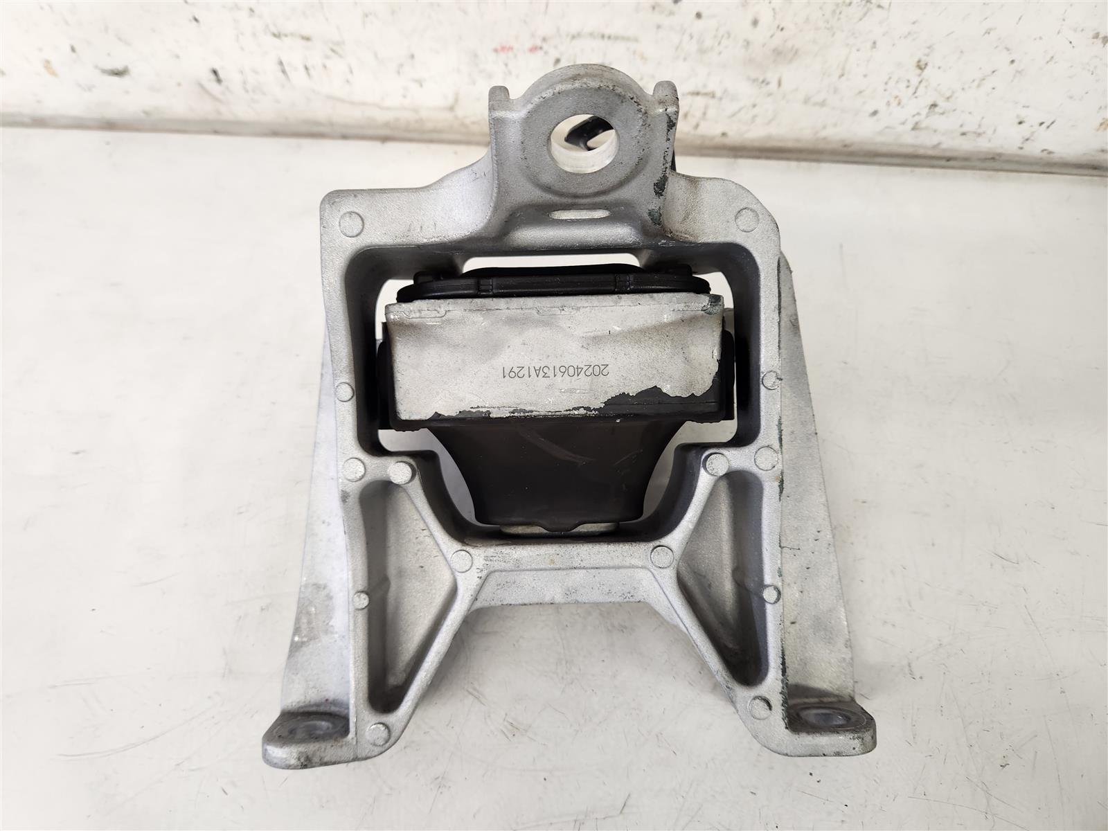 2025 Honda Accord Top Left Mount Hybrid Replacement 2025 Honda Accord Top Left Mount Hybrid Replacement thumbnail