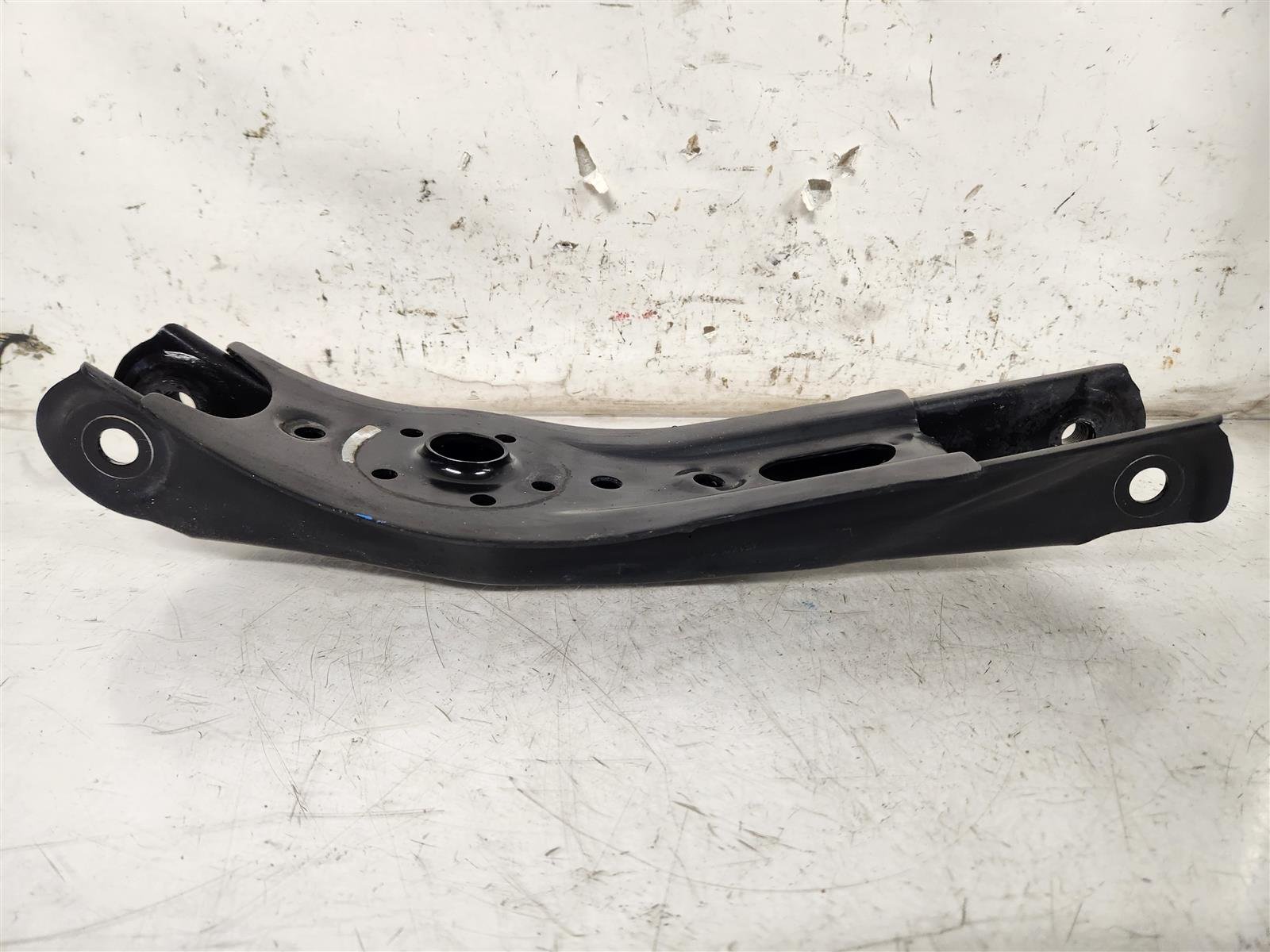 2025 Honda Pilot Rear Driver Strut Mount Arm Replacement 2025 Honda Pilot Rear Driver Strut Mount Arm Replacement thumbnail