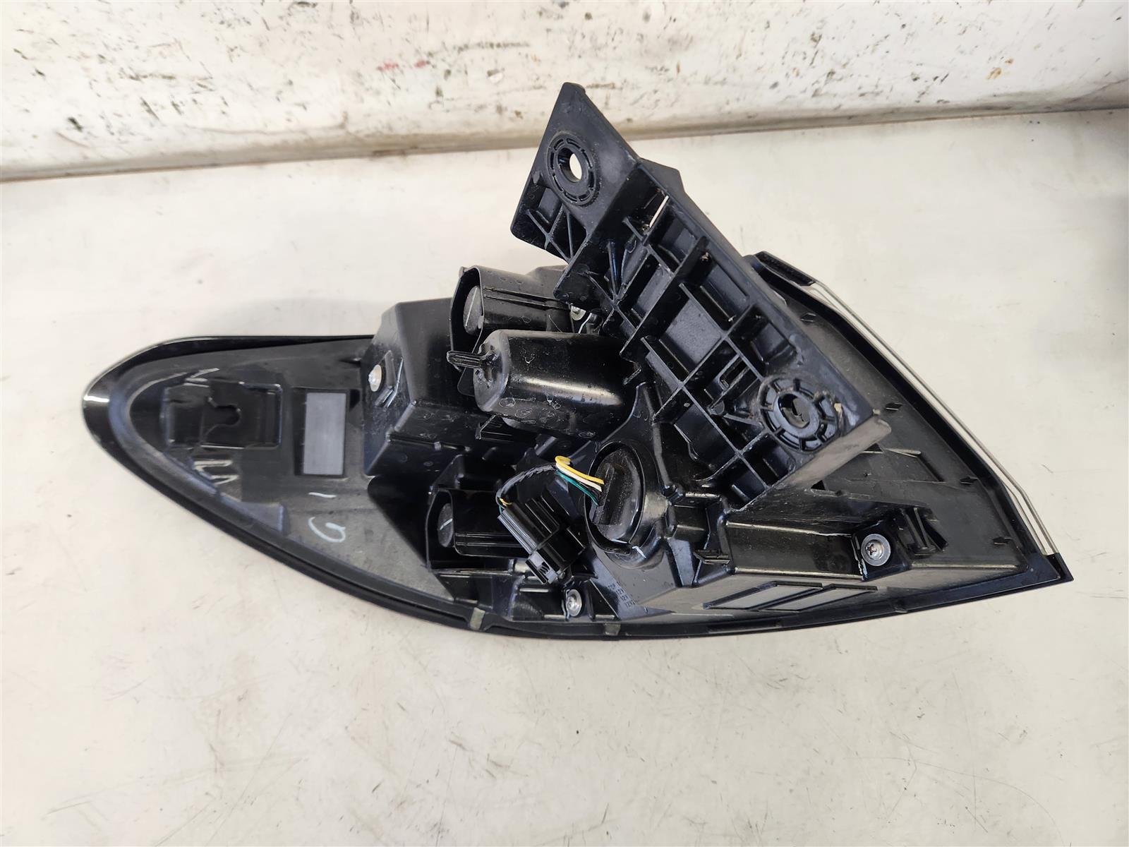 2024 Honda HR V Passenger Tail Lamp Replacement 2024 Honda HR V Passenger Tail Lamp Replacement thumbnail