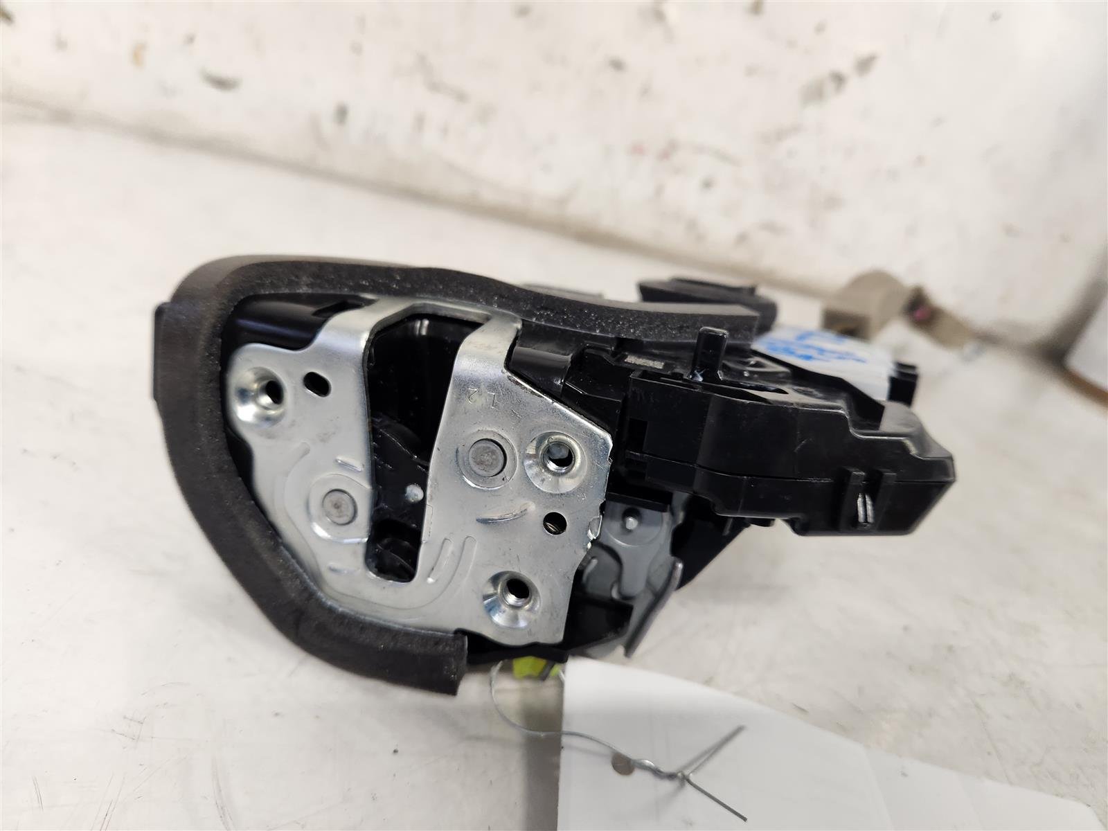 2025 Honda Pilot Rear Passenger Lock Actuator Replacement 2025 Honda Pilot Rear Passenger Lock Actuator Replacement thumbnail