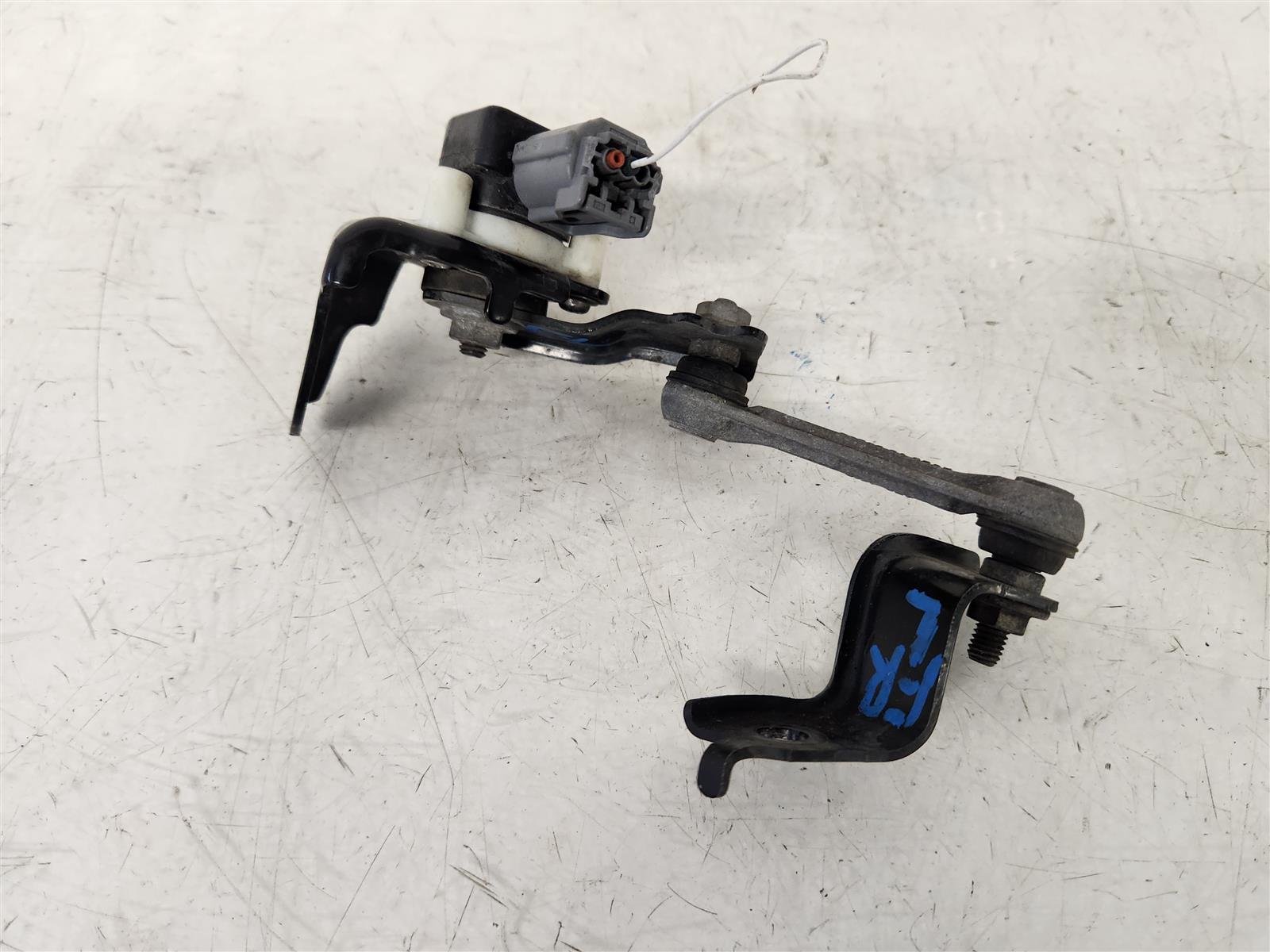 2024 Honda Civic Front Driver Height Sensor Suspension Replacement 2024 Honda Civic Front Driver Height Sensor Suspension Replacement thumbnail