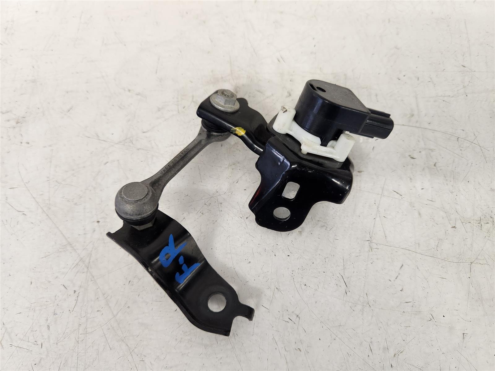 2024 Honda Civic Front Driver Height Sensor Suspension Replacement 2024 Honda Civic Front Driver Height Sensor Suspension Replacement thumbnail