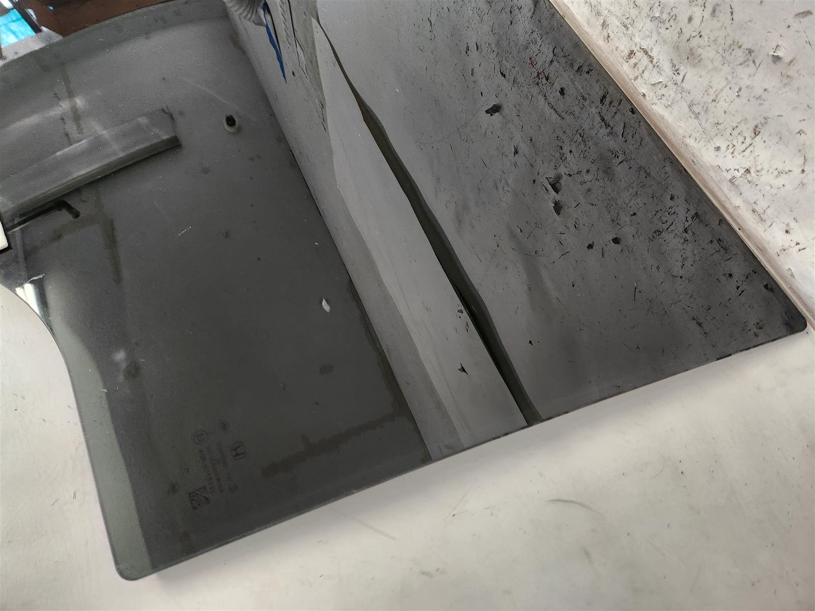 2025 Honda Pilot Rear Driver Door Glass Replacement 2025 Honda Pilot Rear Driver Door Glass Replacement thumbnail