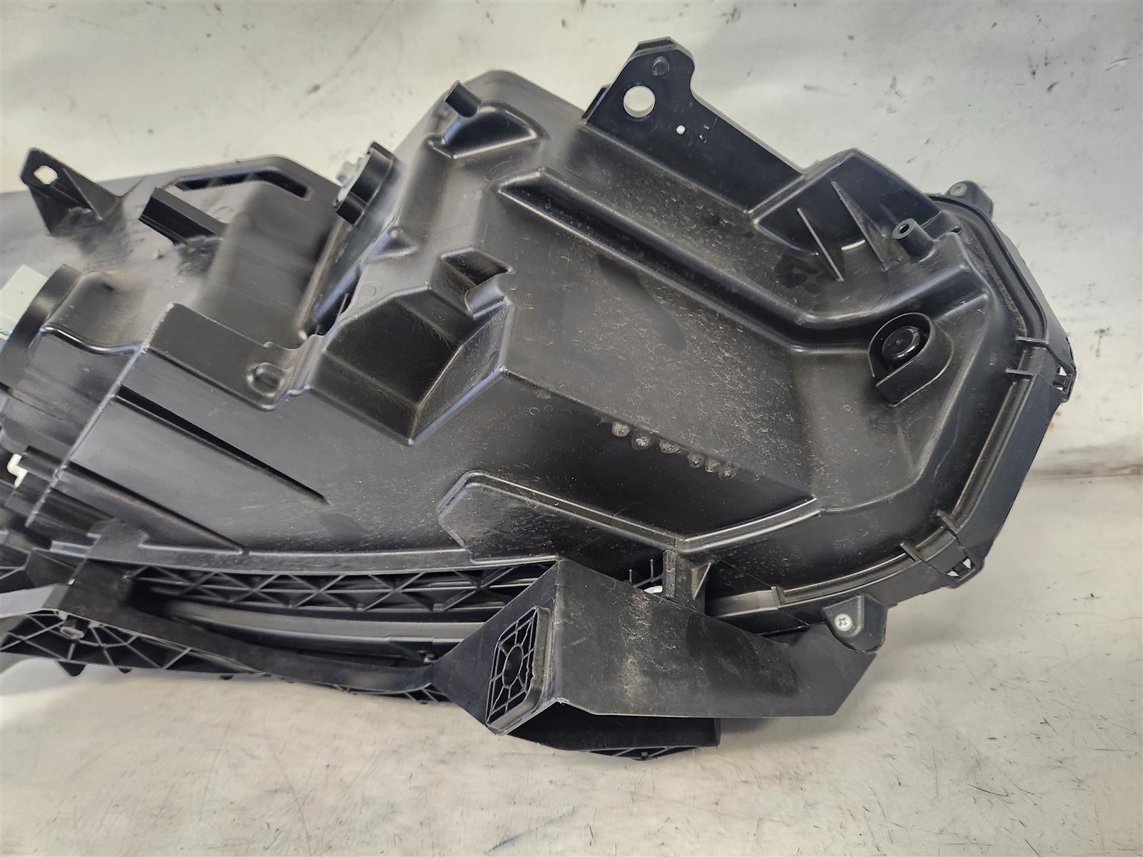 2025 Honda CR V Driver Headlamp Replacement 2025 Honda CR V Driver Headlamp Replacement thumbnail