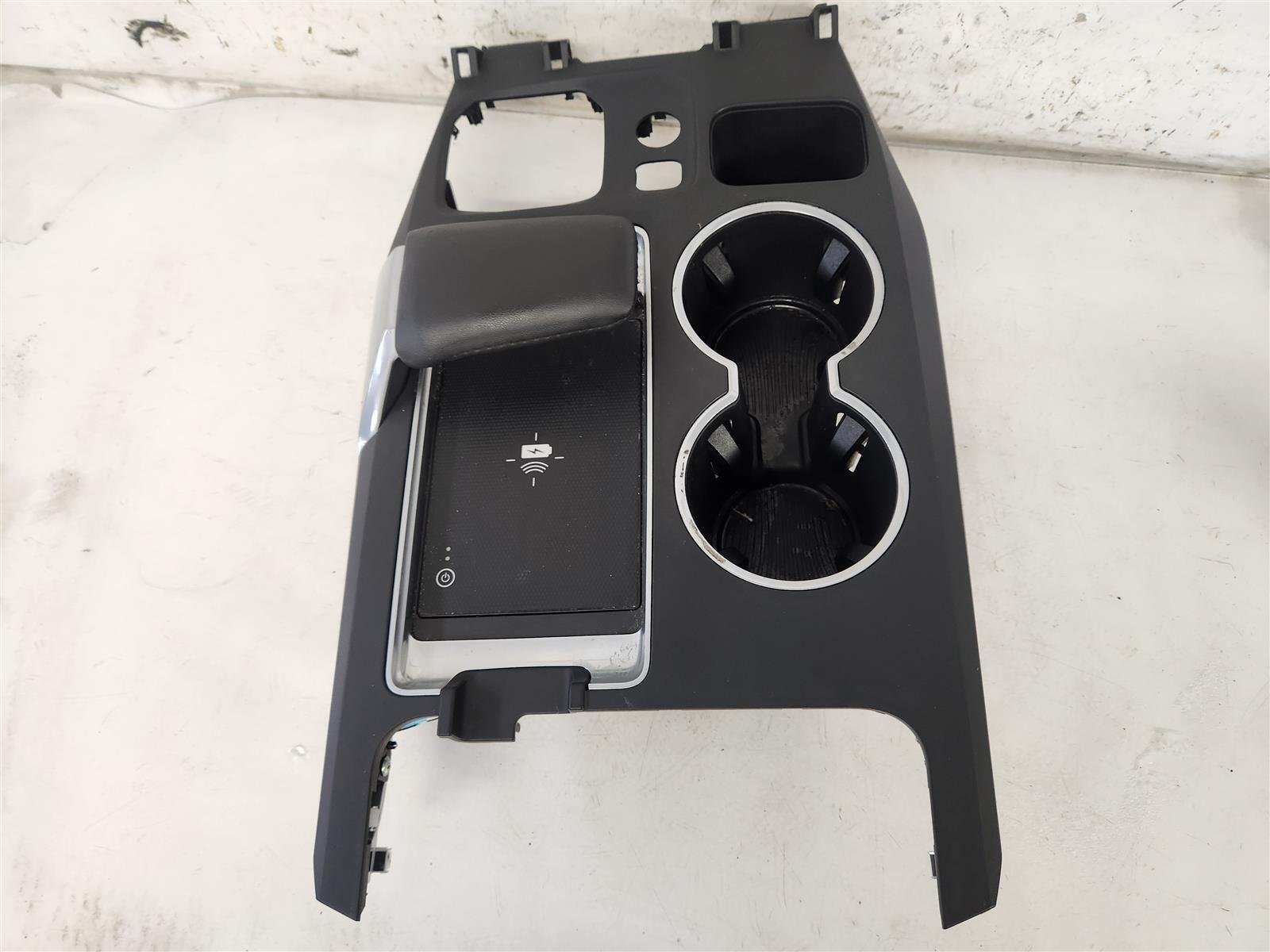 2024 Acura MDX Console Panel W/wireless Charger Replacement 2024 Acura MDX Console Panel W/wireless Charger Replacement thumbnail