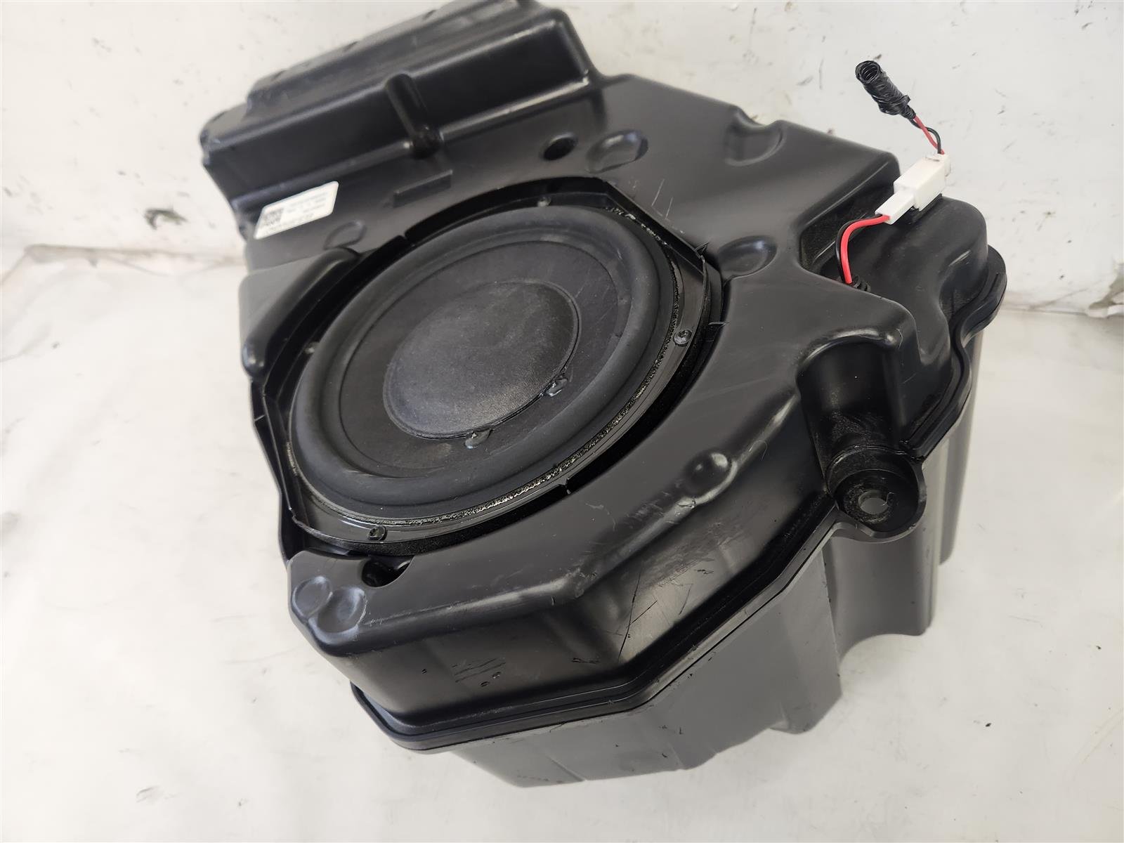 2024 Acura MDX Subwoorer Type S Replacement 2024 Acura MDX Subwoorer Type S Replacement thumbnail