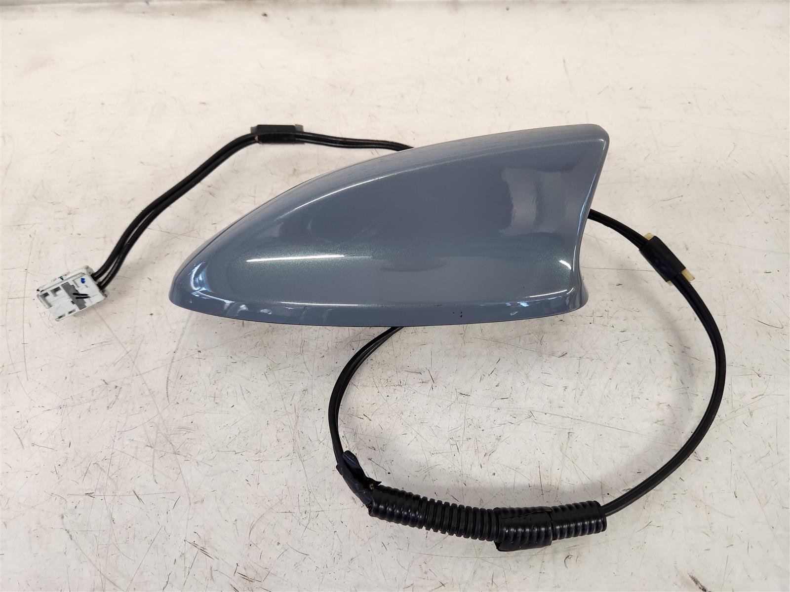 2023 Acura TLX Antenna Silver Replacement 2023 Acura TLX Antenna Silver Replacement thumbnail